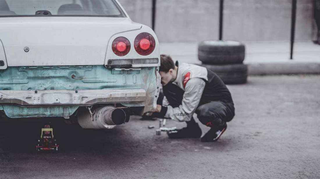 KFZ Reparatur
